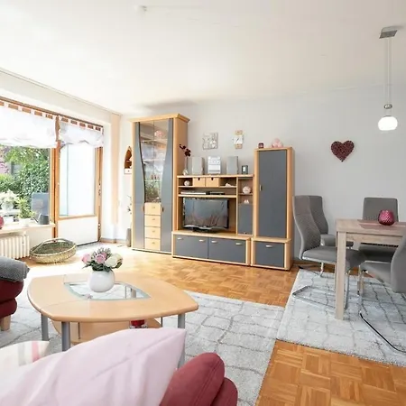 Strandfein Apartment *